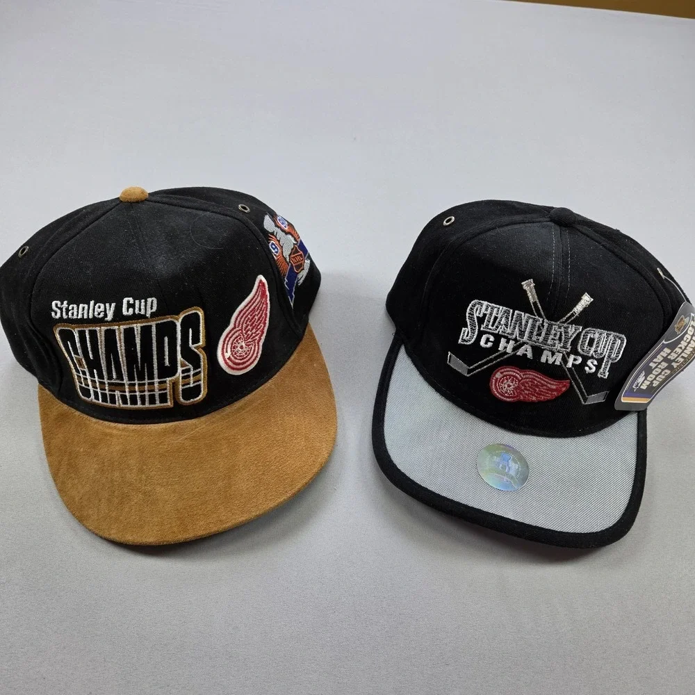 Starter Detroit Red Wings Stanley Cup Champions 1997 & 1998 commemorative Hats